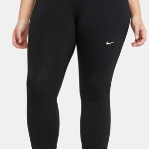 Nike Plus Size Pro Cropped Leggings, Style: DC5393-013, Black/White, Size: 1X